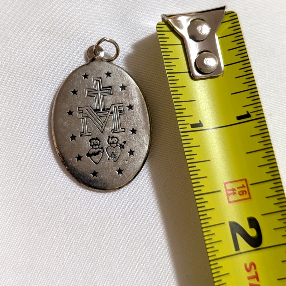 Vintage Silver-Tone Virgin Mary Pendant - Picture 3 of 3